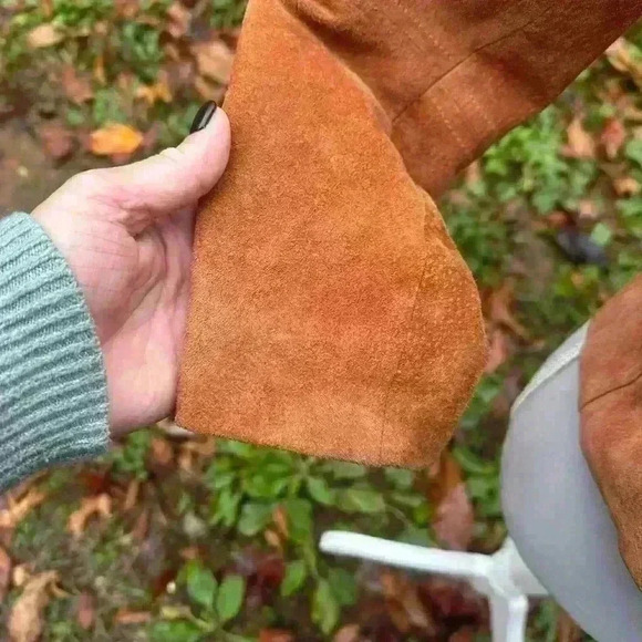 7 For All Mankind suede leather jacket. Brown. Size small. Detachable hood - Picture 9 of 14